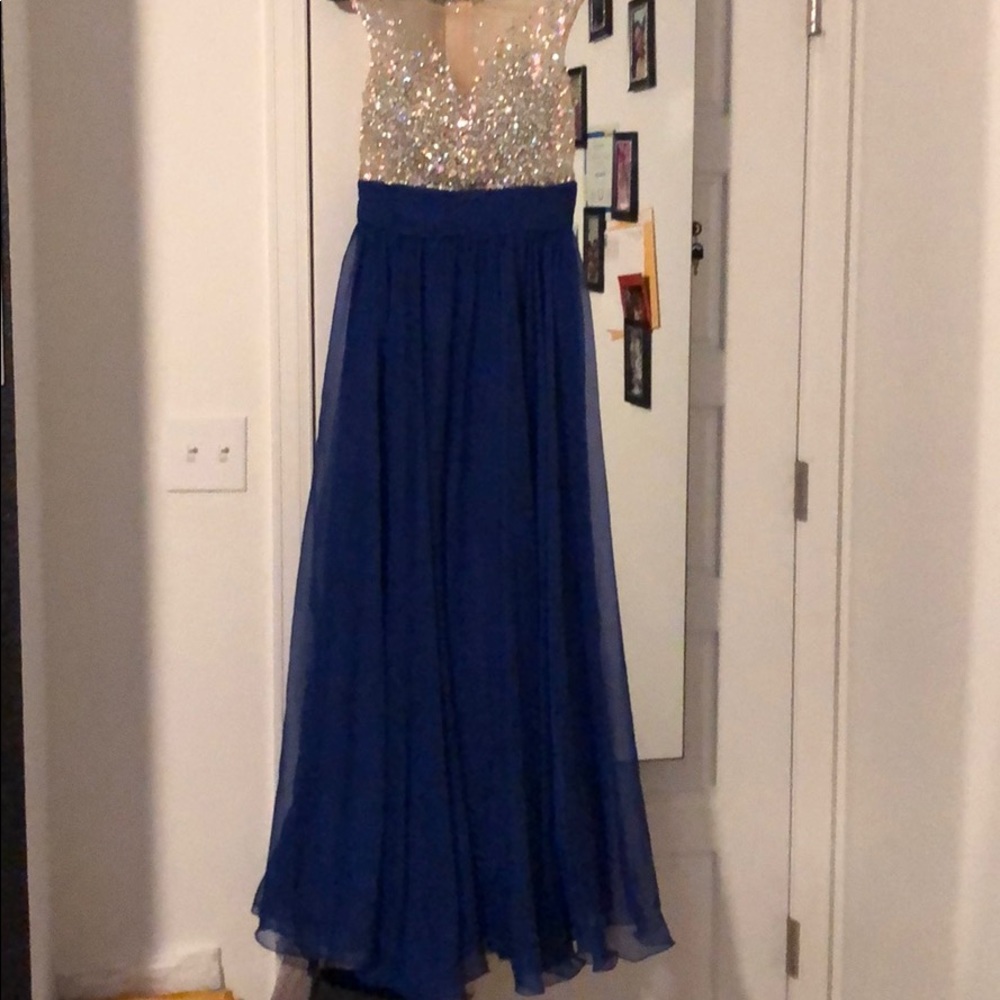 Prom dress
